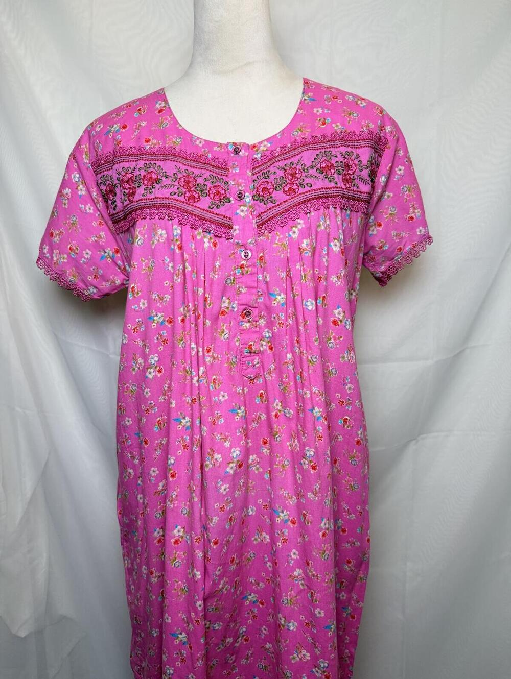 Vintage Pink Floral Embroidered Mumu Nap Dress with Side Pocket
